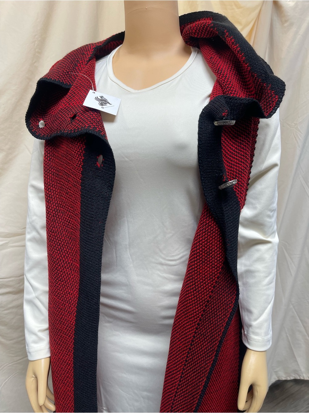 Sleeveless Hooded Knit Vest in Red and Black